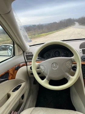 Mercedes-Benz E 220, снимка 10