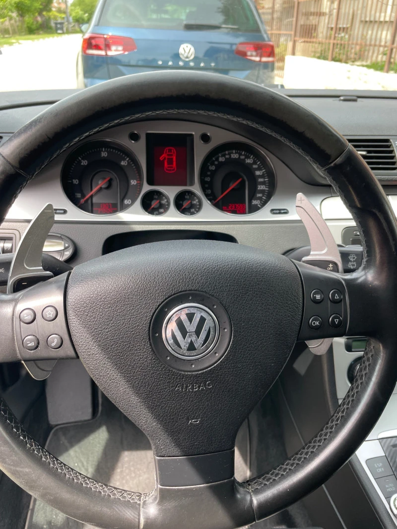 VW Passat, снимка 10 - Автомобили и джипове - 46625078