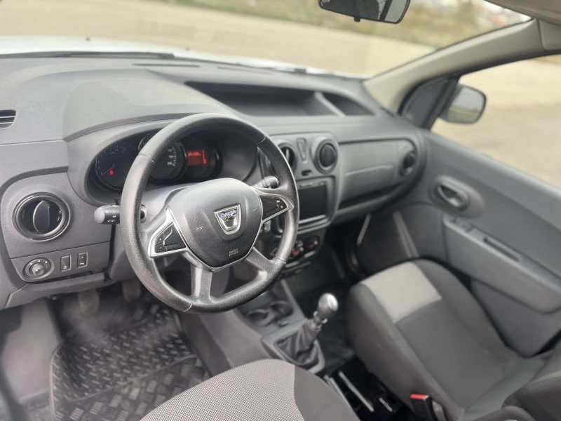 Dacia Dokker 1.3, снимка 11 - Автомобили и джипове - 52568415