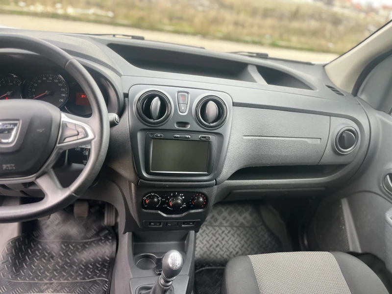 Dacia Dokker 1.3, снимка 12 - Автомобили и джипове - 52568415