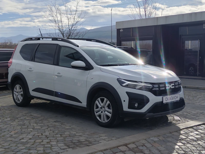 Dacia Jogger Expression TCe 110к.с , снимка 3 - Автомобили и джипове - 53034911