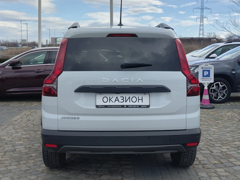 Dacia Jogger Expression TCe 110к.с , снимка 6 - Автомобили и джипове - 53034911