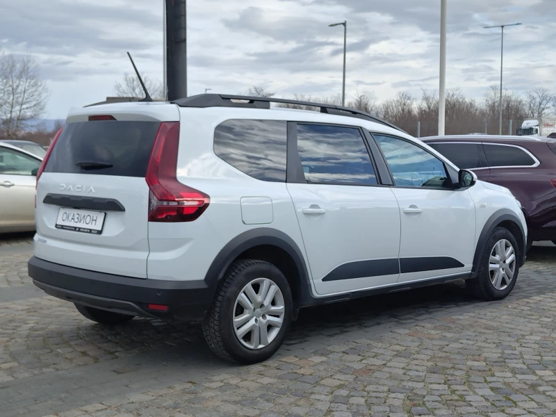 Dacia Jogger Expression TCe 110к.с , снимка 5 - Автомобили и джипове - 53034911