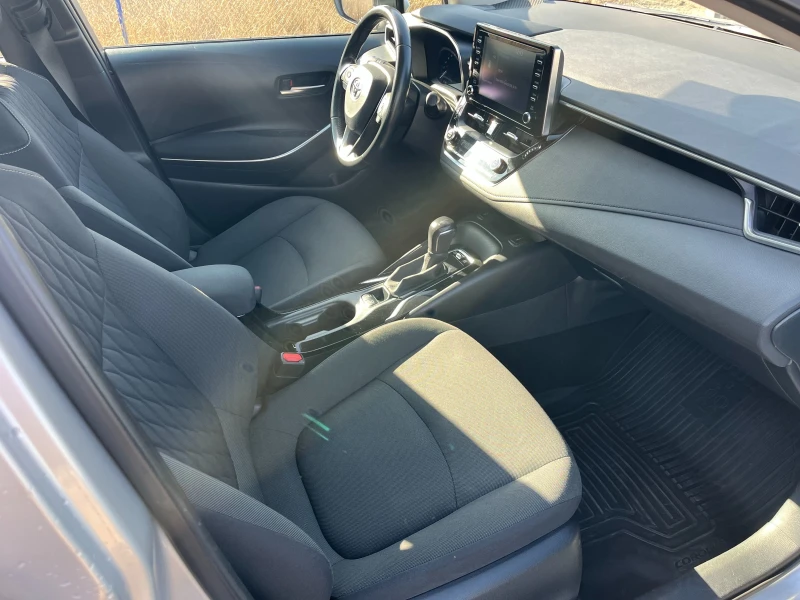 Toyota Corolla 1.8 CVT Executive Hybrid- ГАРАНЦИЯ, снимка 10 - Автомобили и джипове - 53164680