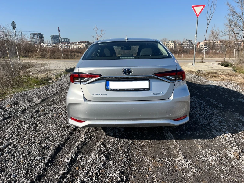 Toyota Corolla 1.8 CVT Executive Hybrid- ГАРАНЦИЯ, снимка 5 - Автомобили и джипове - 53164680