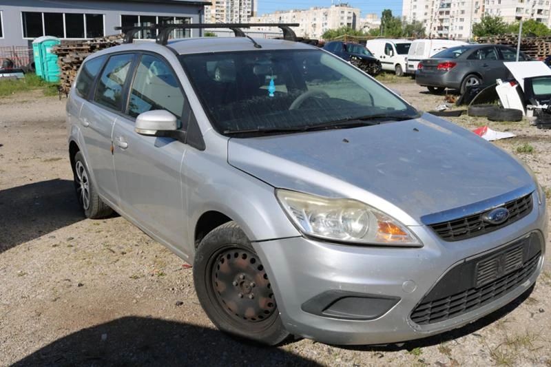 Ford Focus 1.6 TDCI, снимка 4 - Автомобили и джипове - 36826191