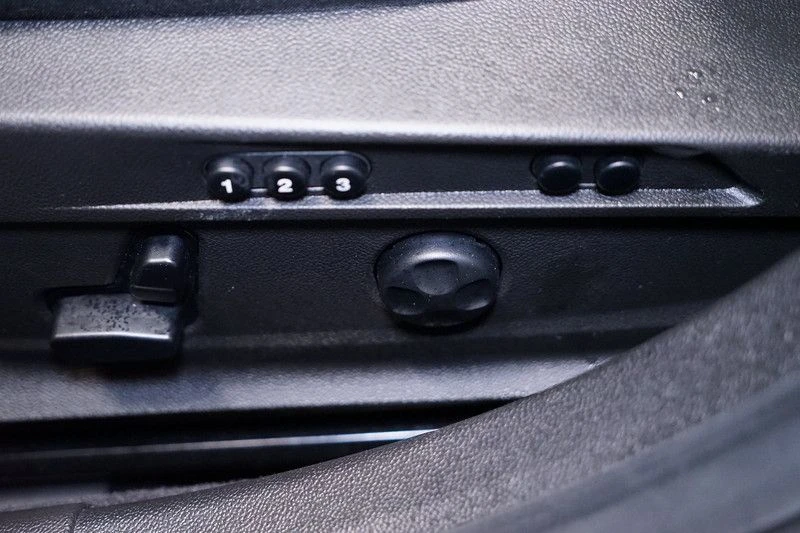 Alfa Romeo Giulia 2.0-TURBO/MEMORY/CARPLAY/ACC/105f | Mobile.bg   13