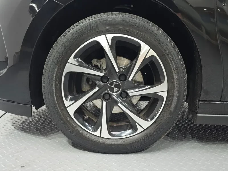 Citroen DS3 1.6 Bluehdi, снимка 5 - Автомобили и джипове - 56574622