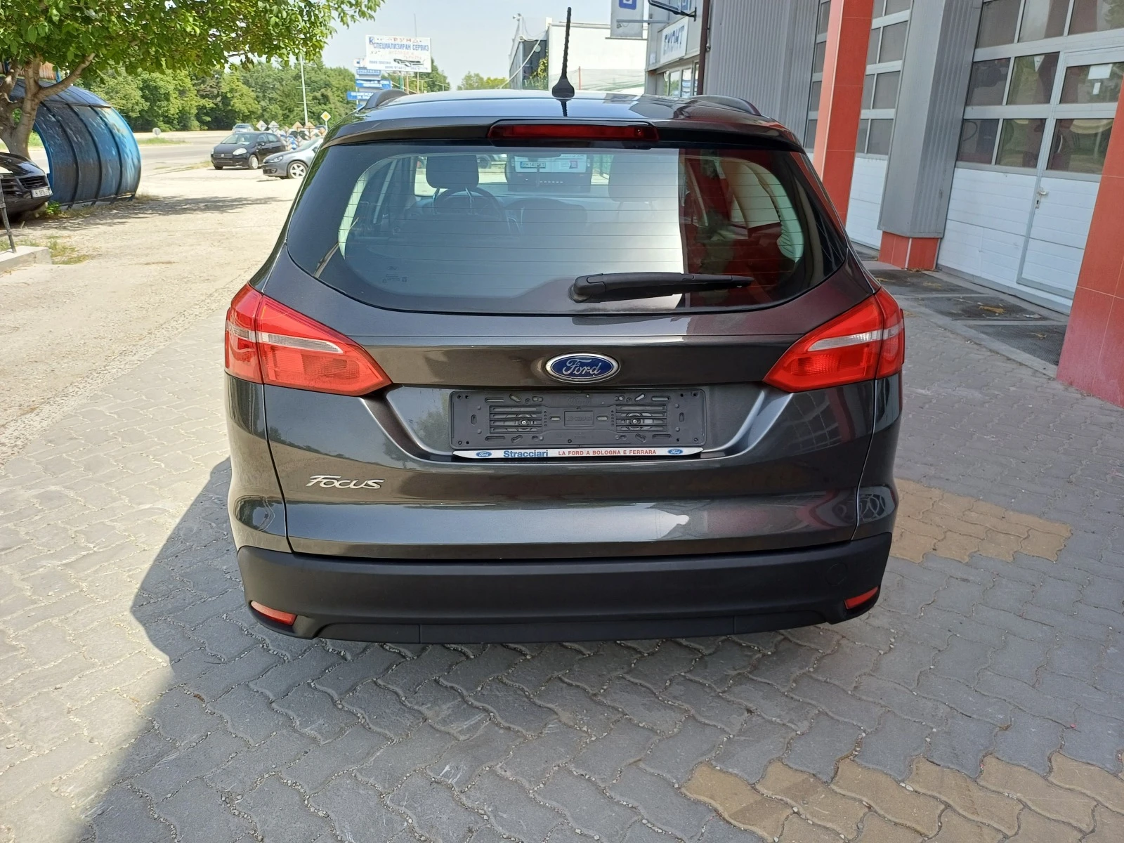 Ford Focus 1.6i GPL 120K.S. - изображение 6