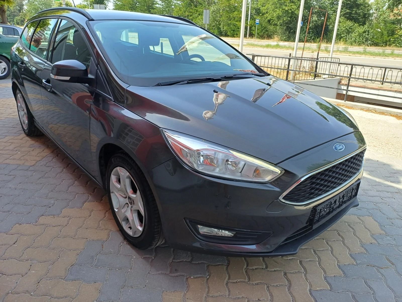 Ford Focus 1.6i GPL 120K.S. - изображение 3