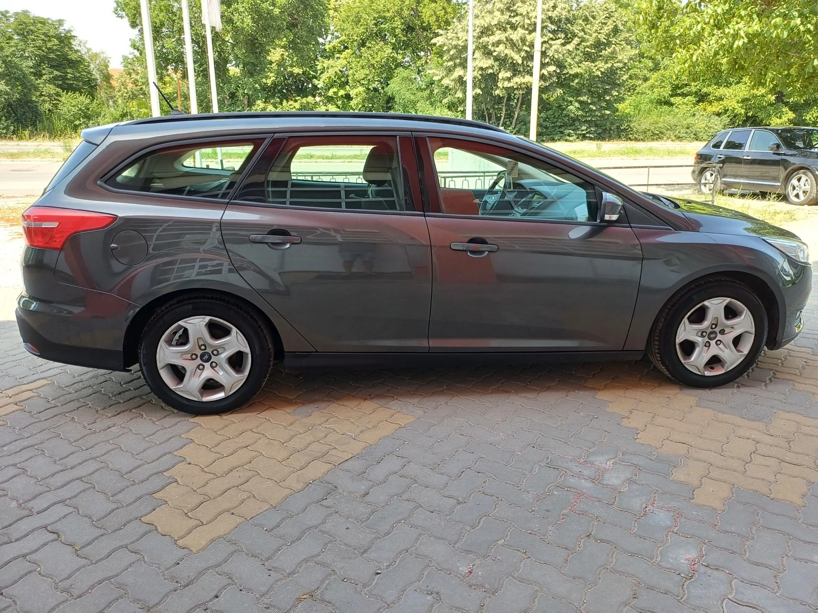 Ford Focus 1.6i GPL 120K.S. - изображение 4