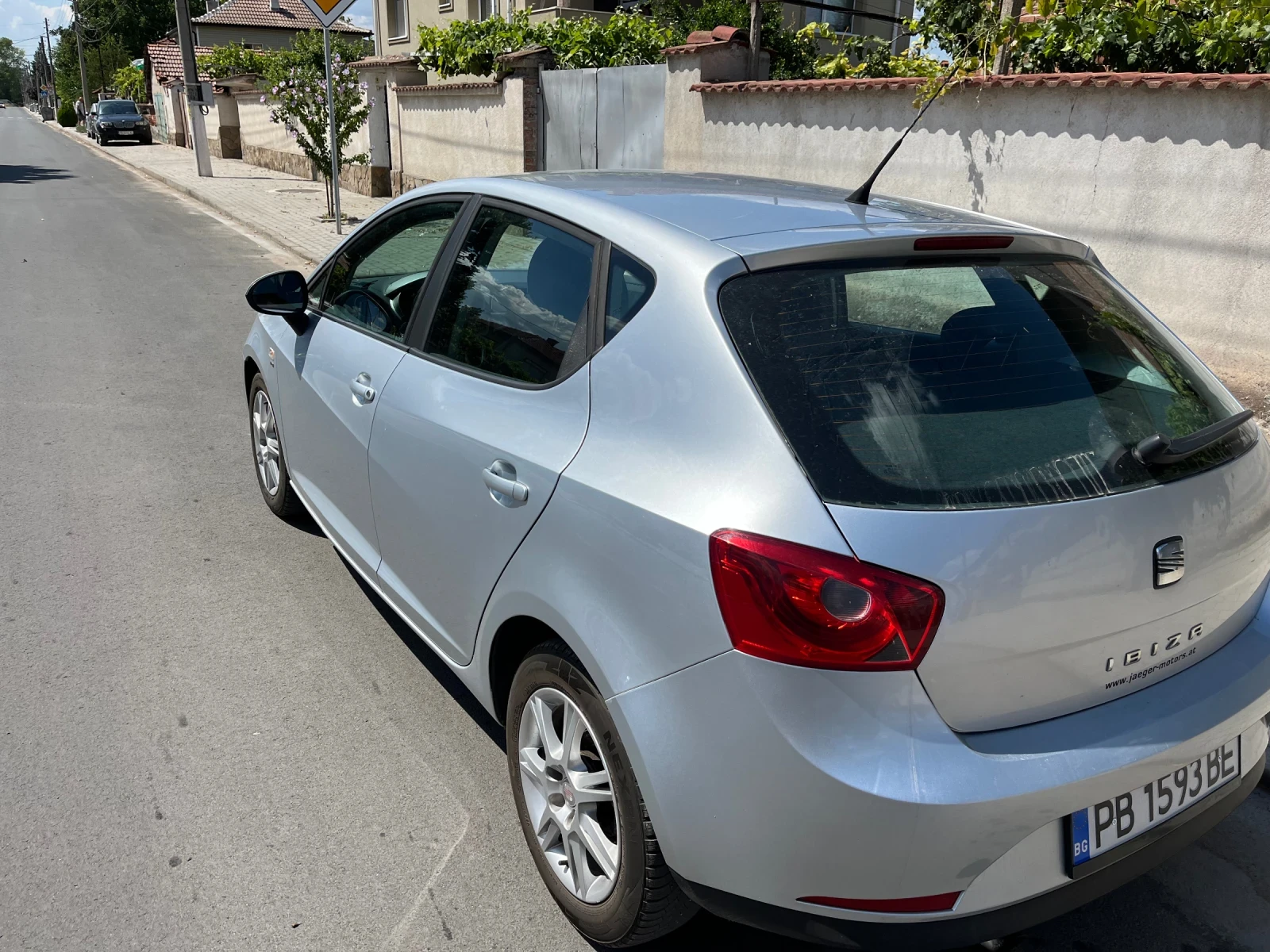 Seat Ibiza 1, 6 TDI - изображение 9