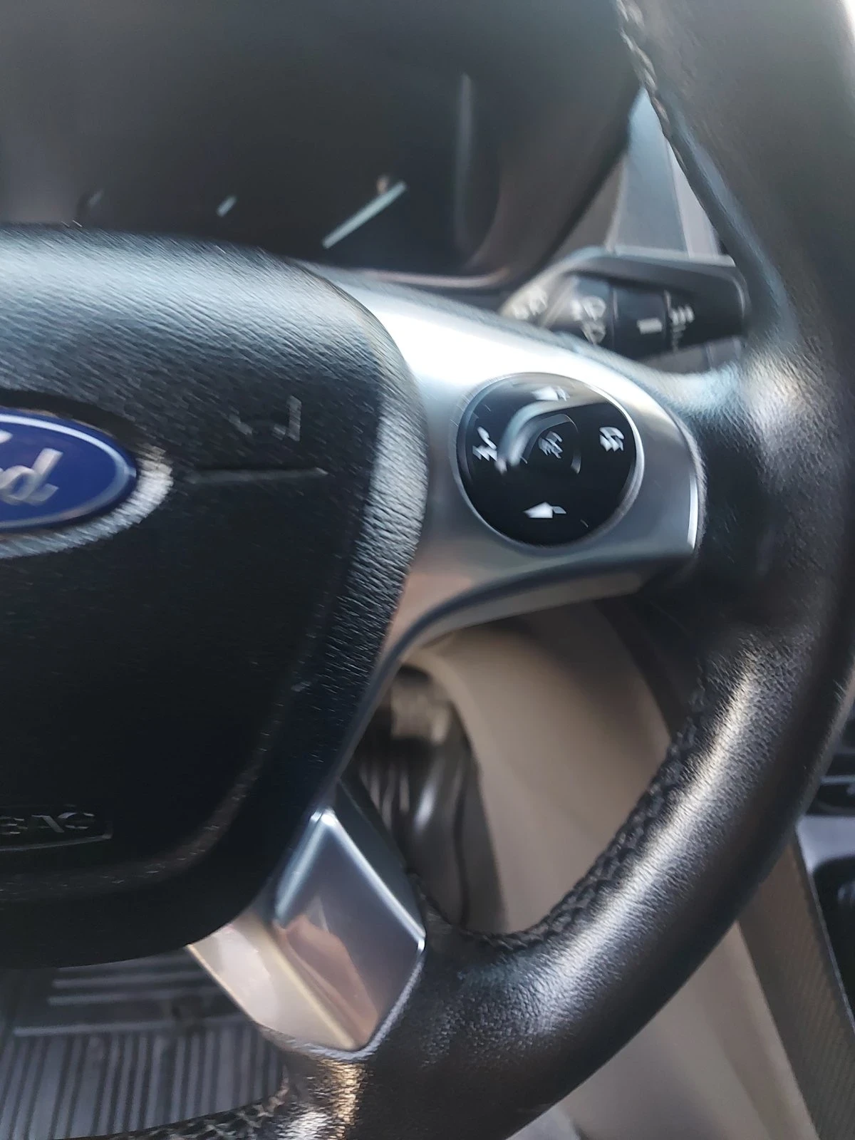 Ford Connect 1.5 - изображение 4