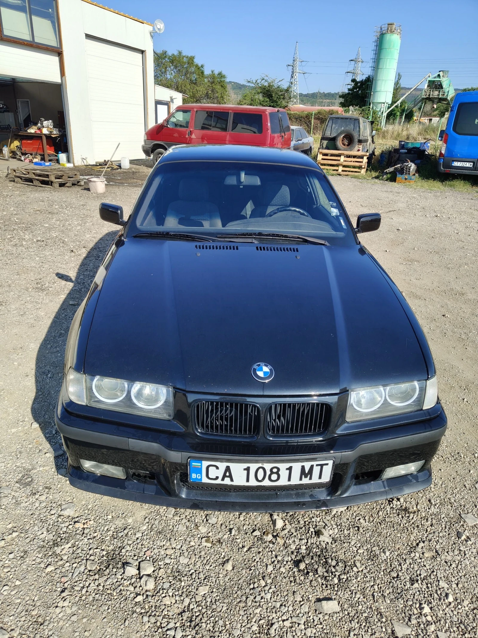 BMW 318 1.8 is - изображение 4