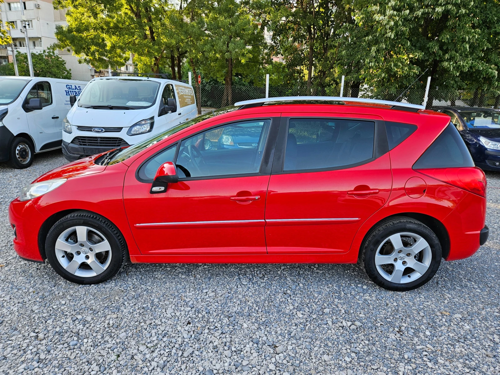 Peugeot 207 1.6 SW Автоматик - изображение 6