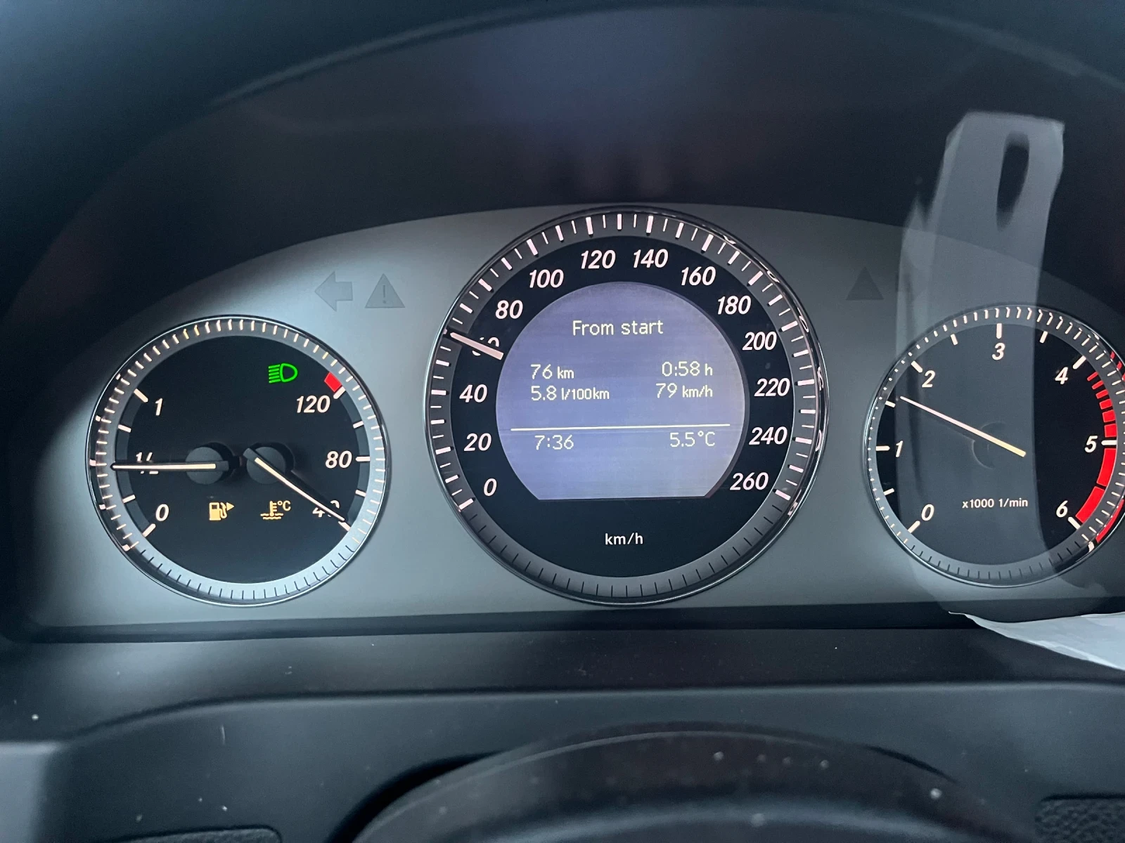 Mercedes-Benz C 220  - изображение 9