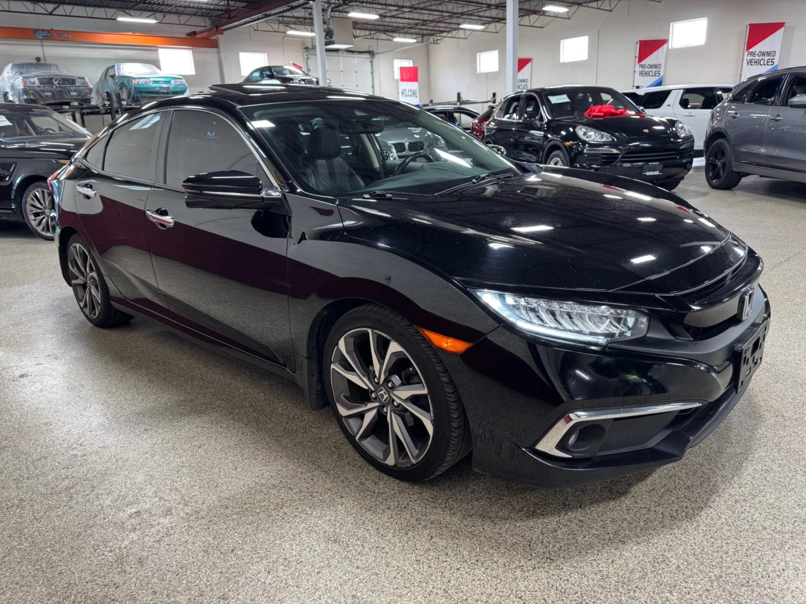 Honda Civic Touring 1.5T / Кожа / ПАНО - изображение 6