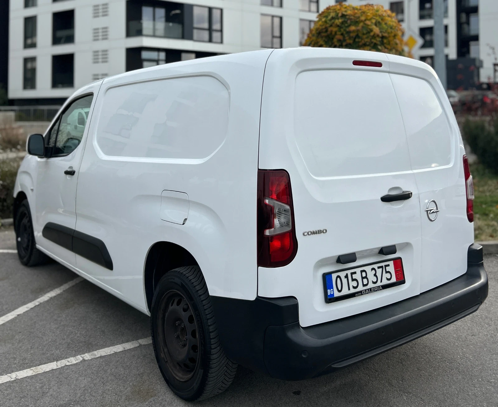 Opel Combo 1.5D Edition* Klima* Tempomat* Bluetooth* ТОВАРЕН - изображение 10
