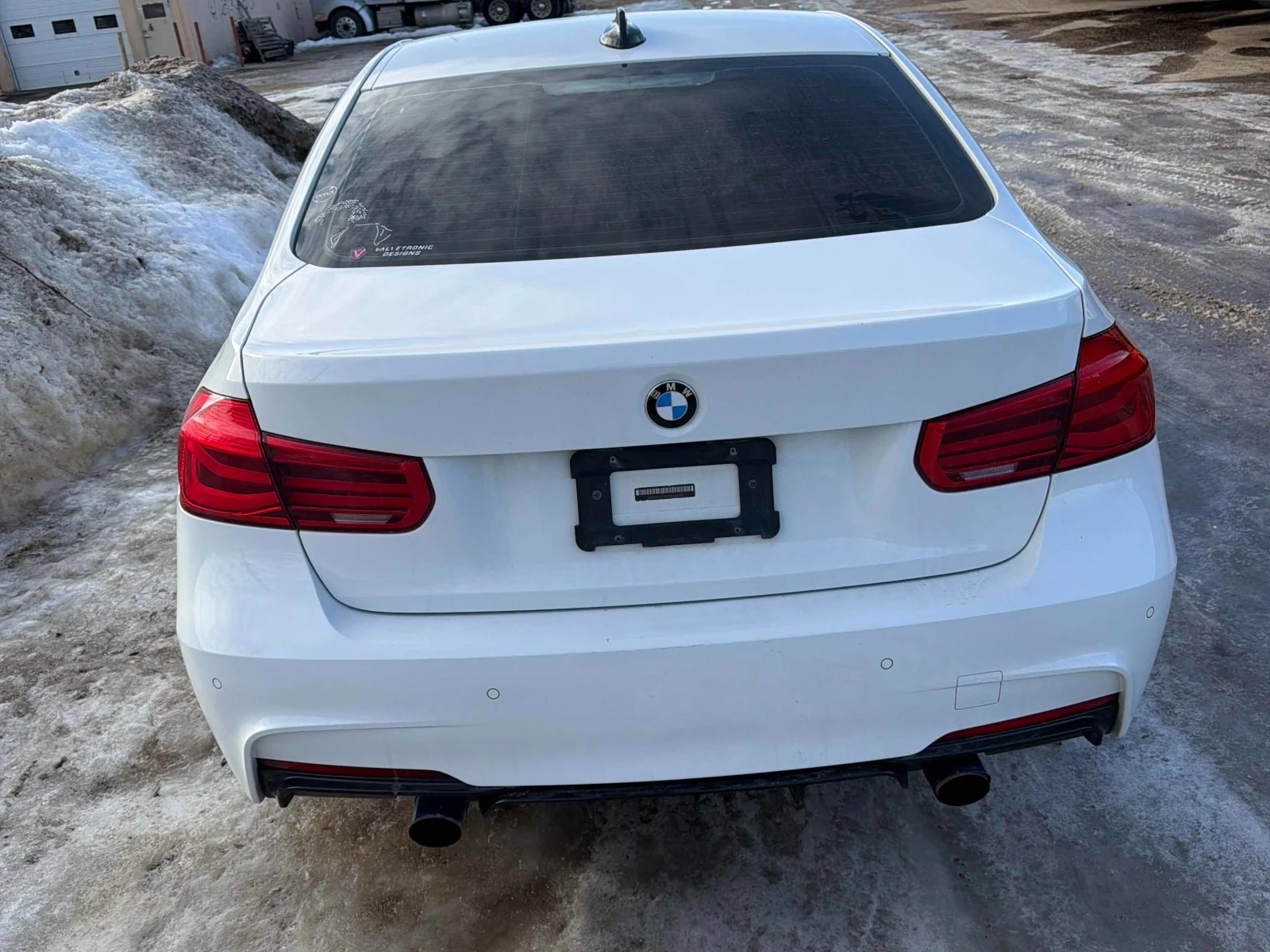 BMW 328 M PACK * * CARFAX * * АВТО КРЕДИТ * * , снимка 5 - Автомобили и джипове - 53741120