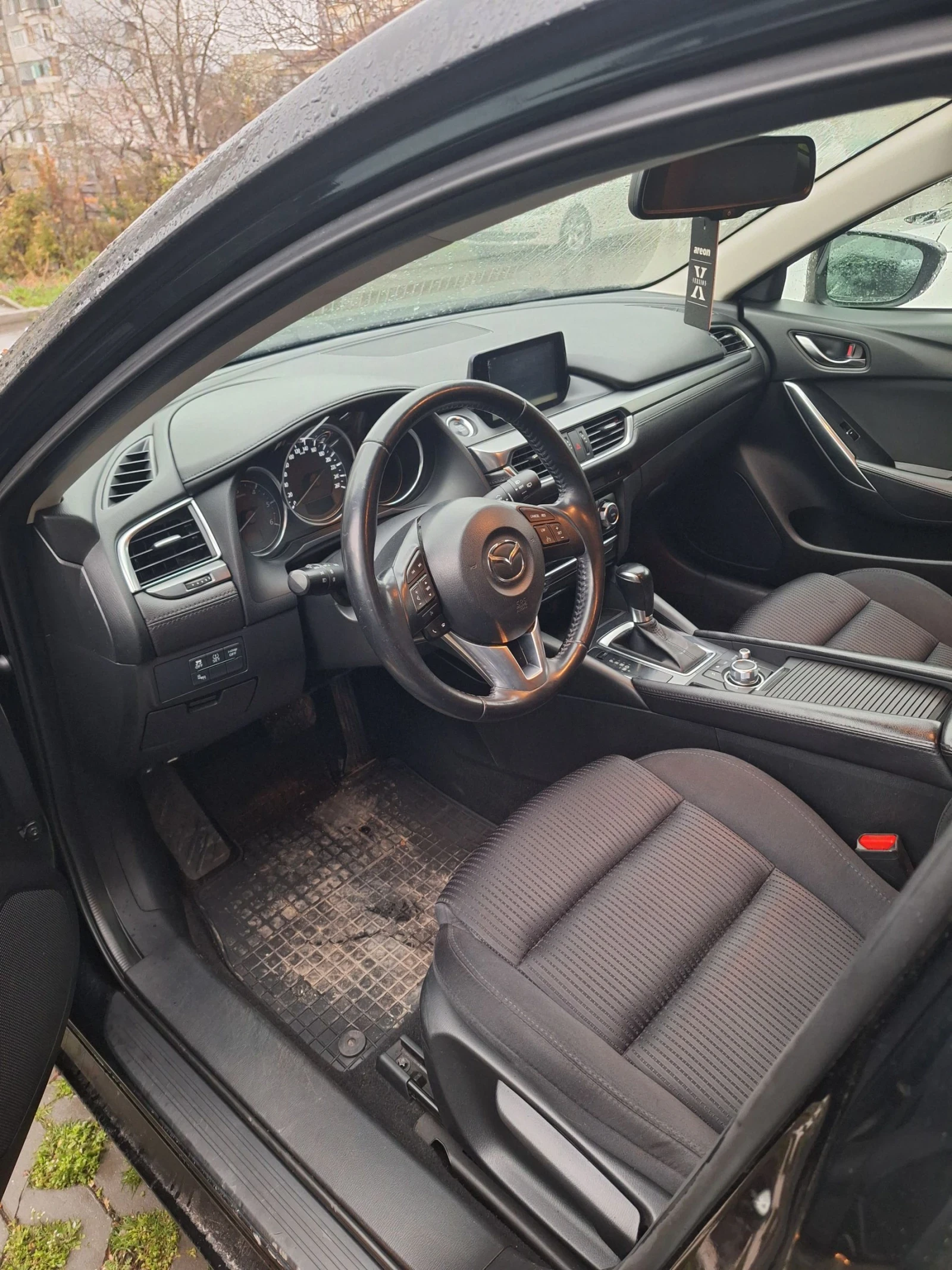 Mazda 6 Mazda 6 2.2D Skayactiv PODGREV NAVI KSENON AVTOMAT, снимка 13 - Автомобили и джипове - 54060540