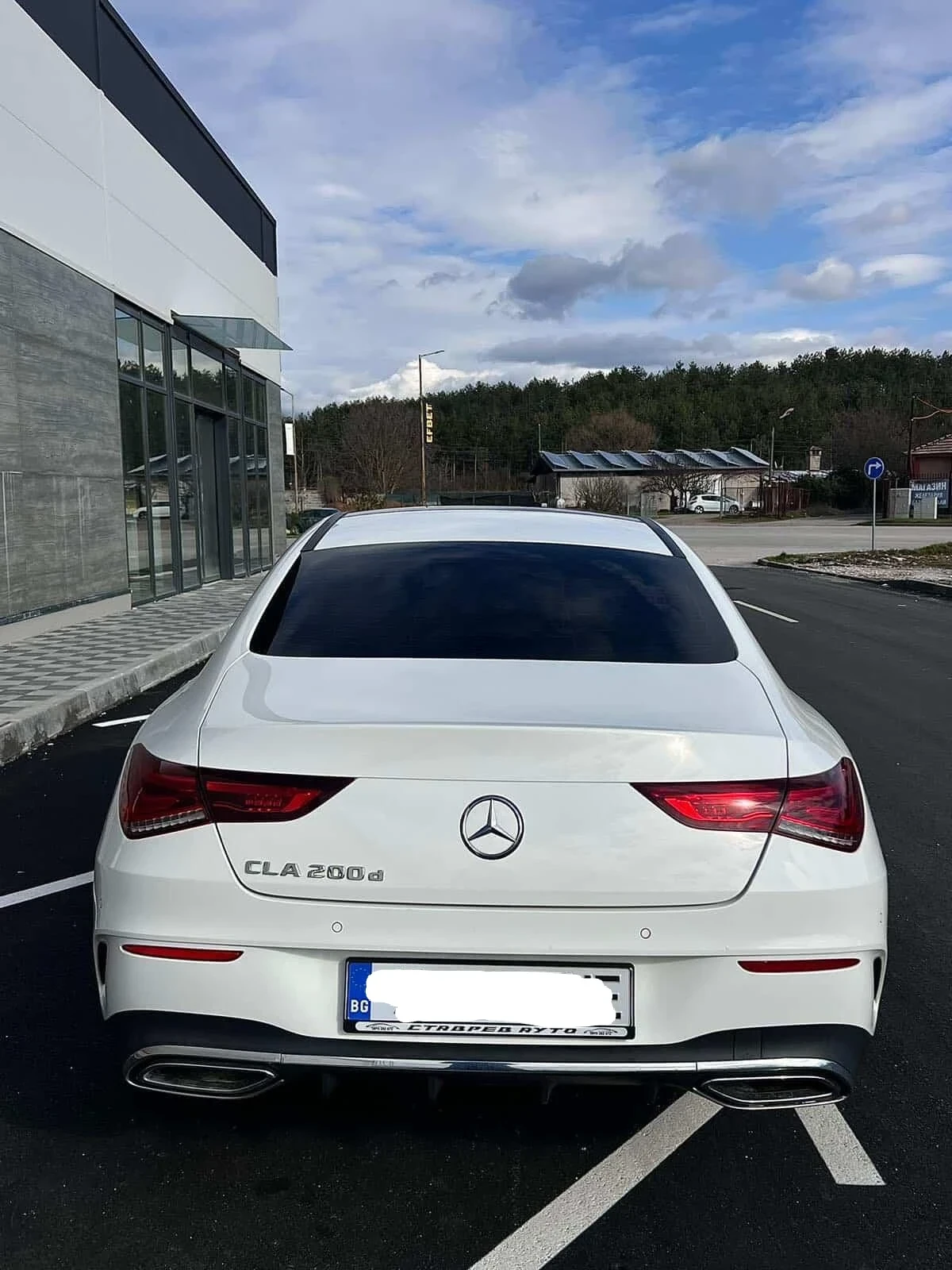 Mercedes-Benz CLA 200, снимка 6 - Автомобили и джипове - 54173392