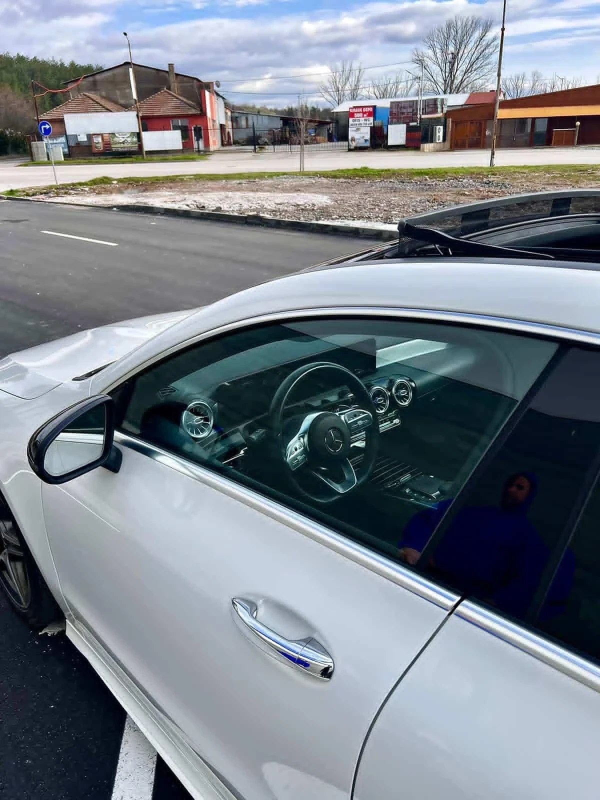 Mercedes-Benz CLA 200, снимка 9 - Автомобили и джипове - 54173392