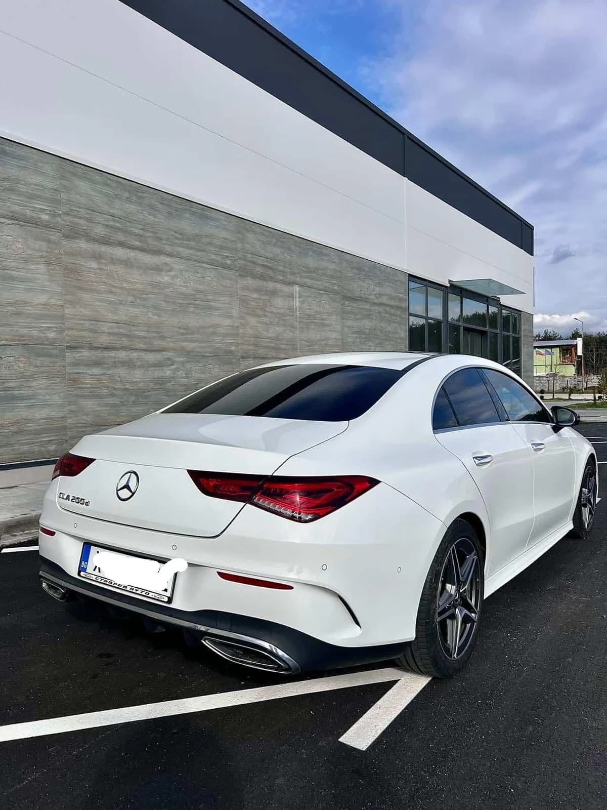 Mercedes-Benz CLA 200, снимка 5 - Автомобили и джипове - 54173392