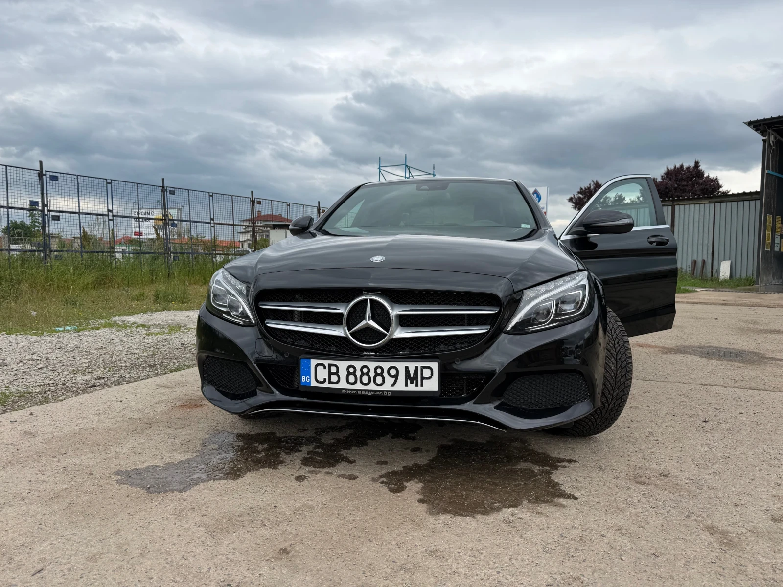 Mercedes-Benz C 220, снимка 3 - Автомобили и джипове - 54642307