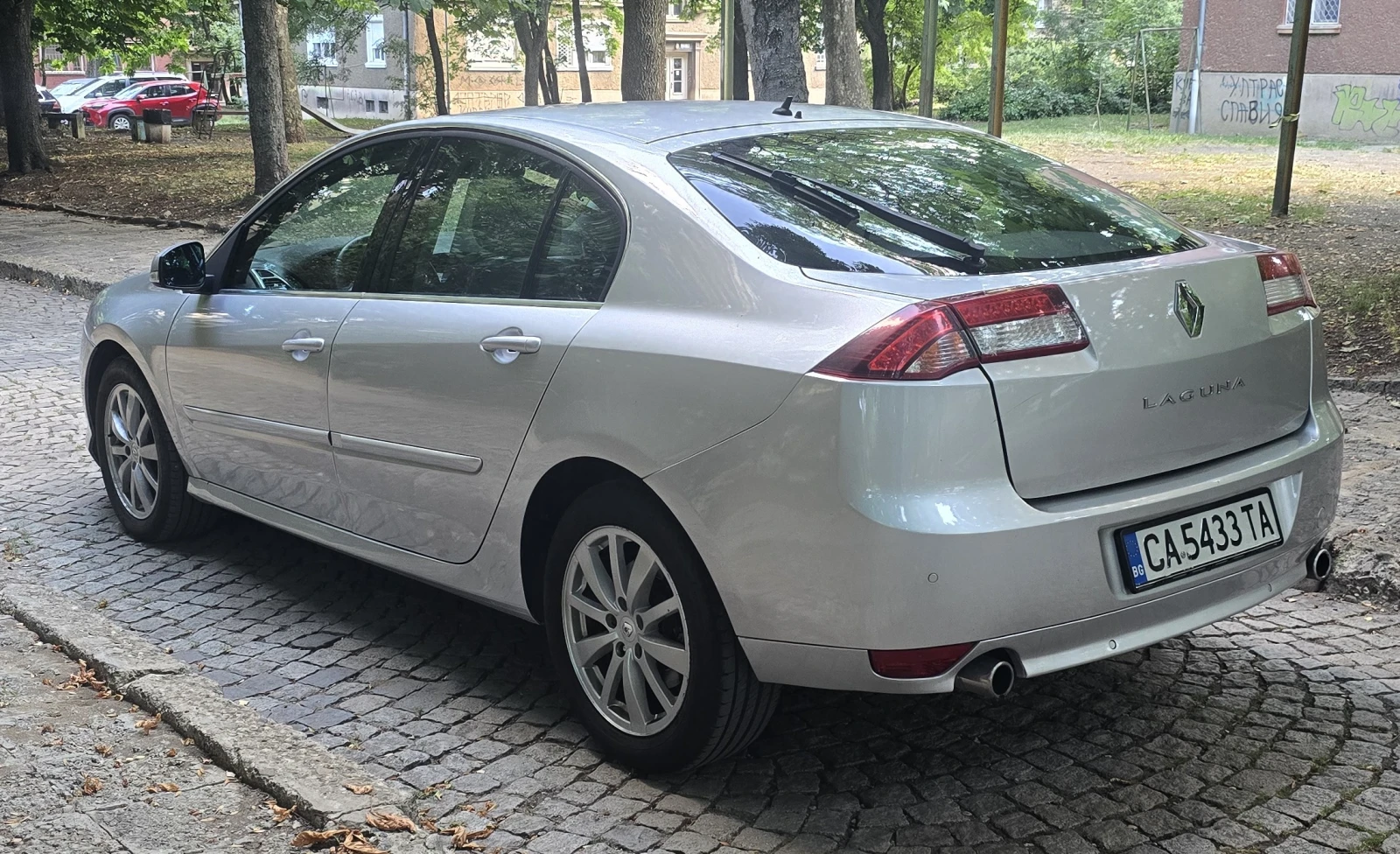 Renault Laguna, снимка 4 - Автомобили и джипове - 55281061