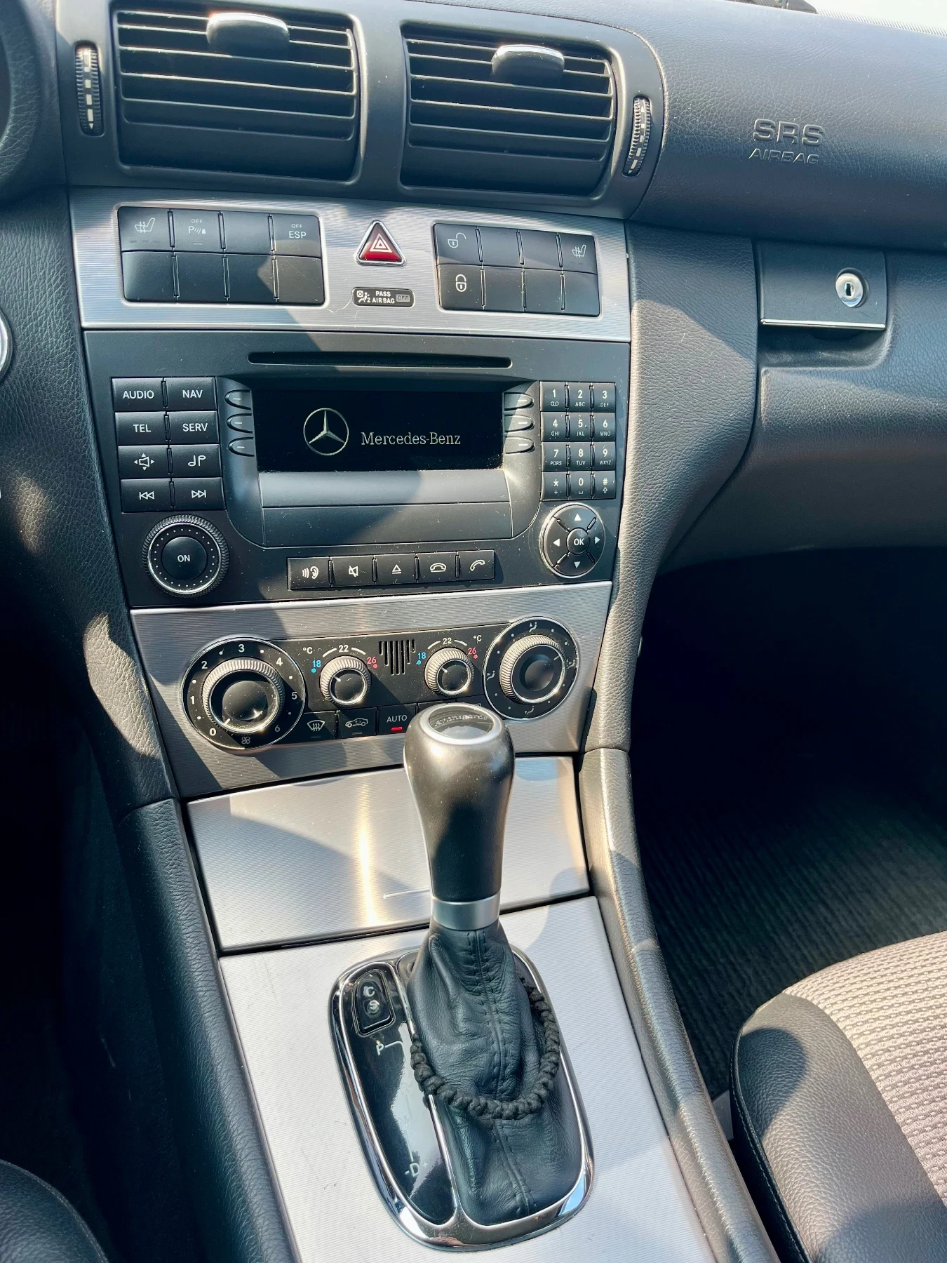 Mercedes-Benz C 220, снимка 11 - Автомобили и джипове - 55359487