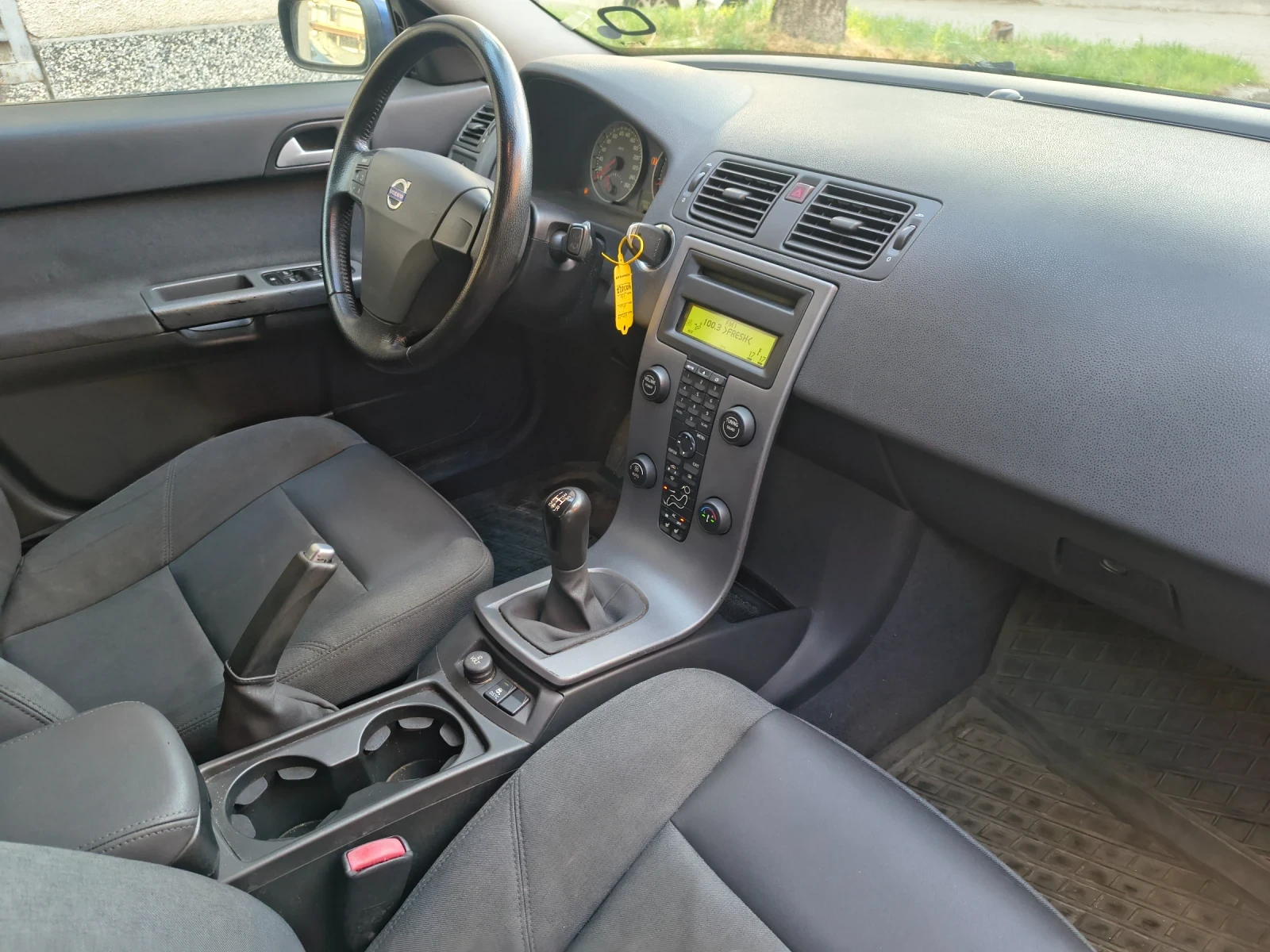 Volvo V50 1.8i 125кс, снимка 7 - Автомобили и джипове - 55536231
