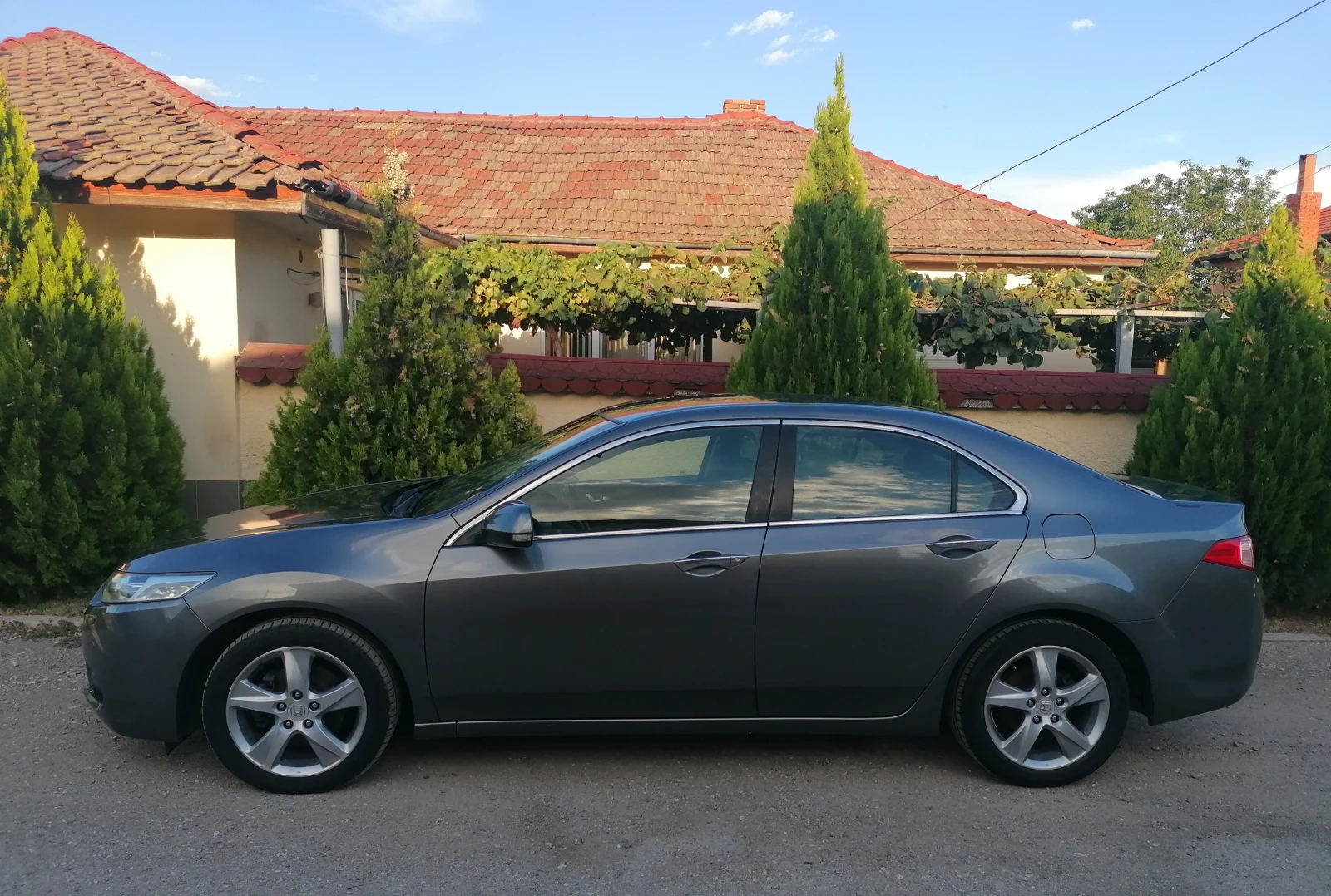 Honda Accord 2.0i-VTEC  FACELIFT, снимка 6 - Автомобили и джипове - 56161575