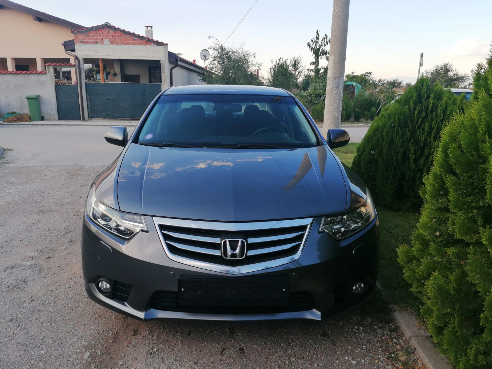 Honda Accord 2.0i-VTEC  FACELIFT, снимка 3 - Автомобили и джипове - 56161575