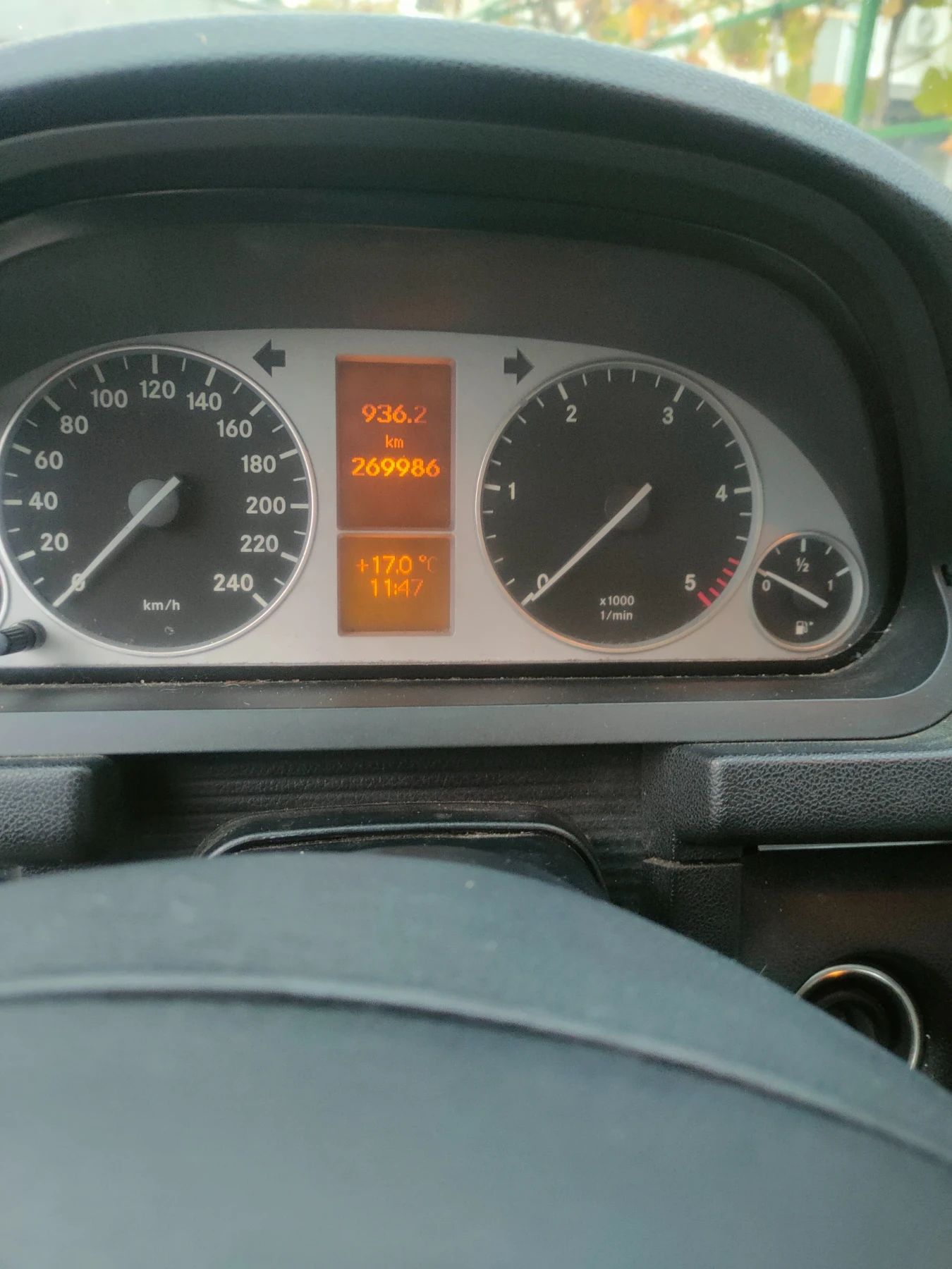 Mercedes-Benz B 200, снимка 2 - Автомобили и джипове - 56583937