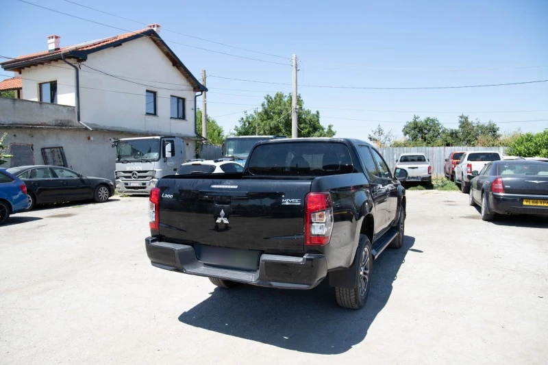 Mitsubishi L200, снимка 7 - Автомобили и джипове - 46481389