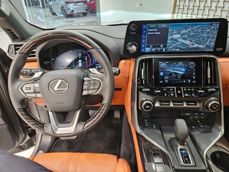Lexus LX 700h VIP| 409к.с.| ВКЛ.ТЕХНОТЕСТ, снимка 8 - Автомобили и джипове - 55396054