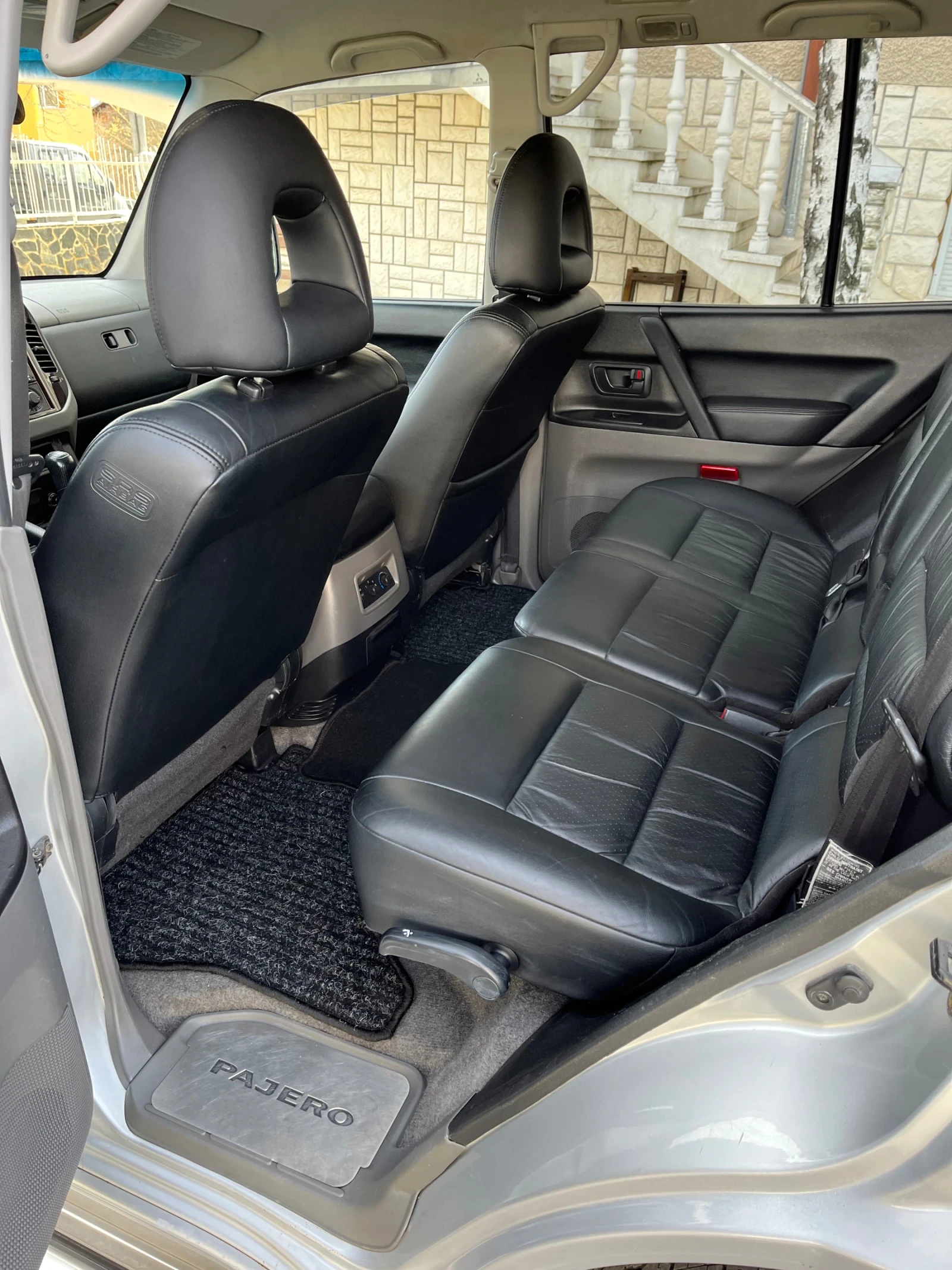 Mitsubishi Pajero, снимка 7 - Автомобили и джипове - 53938267