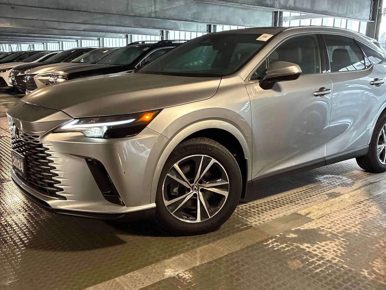 Lexus RX 350h * CARFAX * Обдухване * Шибидах * , снимка 2 - Автомобили и джипове - 53970323