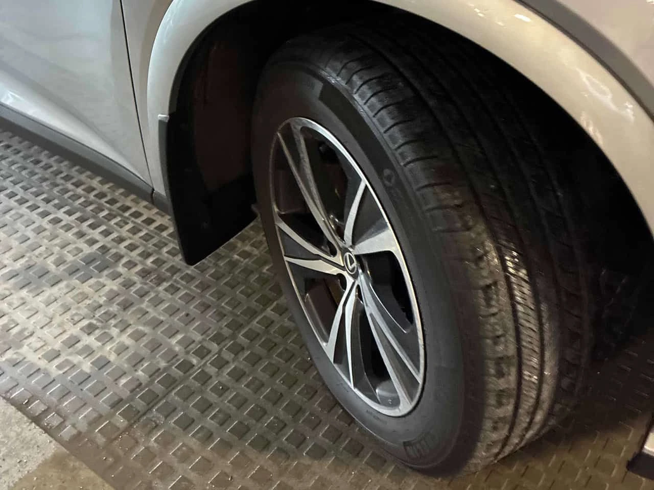 Lexus RX 350h * CARFAX * Обдухване * Шибидах * , снимка 7 - Автомобили и джипове - 53970323