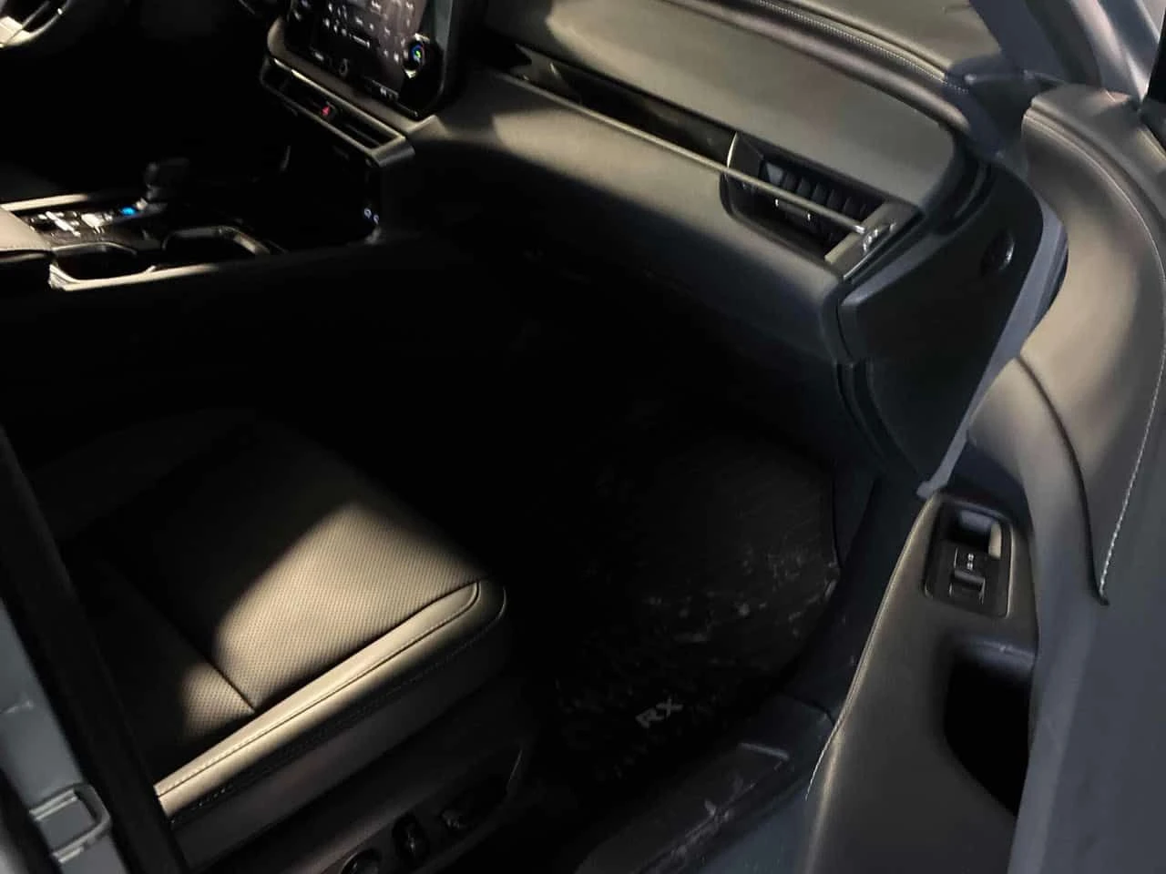 Lexus RX 350h * CARFAX * Обдухване * Шибидах * , снимка 14 - Автомобили и джипове - 53970323