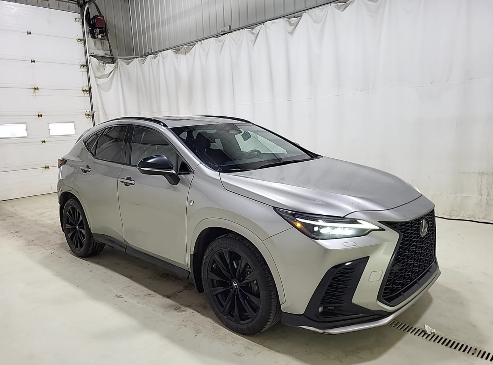 Lexus NX 2022 LEXUS NX 350, снимка 3 - Автомобили и джипове - 54735060