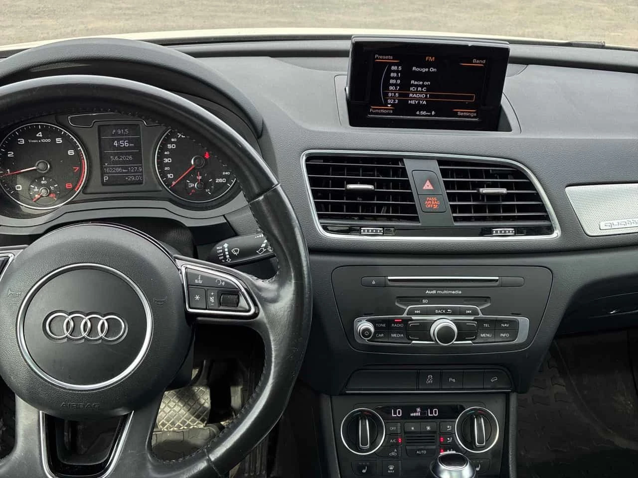 Audi Q3 * Technik * CARFAX * ЦЕНА ДО БГ, снимка 9 - Автомобили и джипове - 54809939