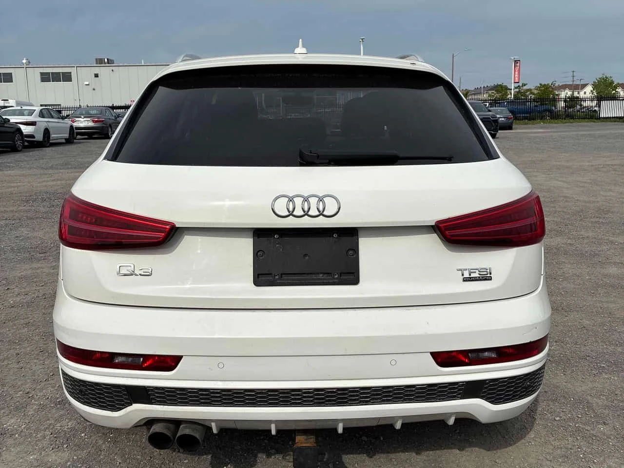 Audi Q3 * Technik * CARFAX * ЦЕНА ДО БГ, снимка 4 - Автомобили и джипове - 54809939