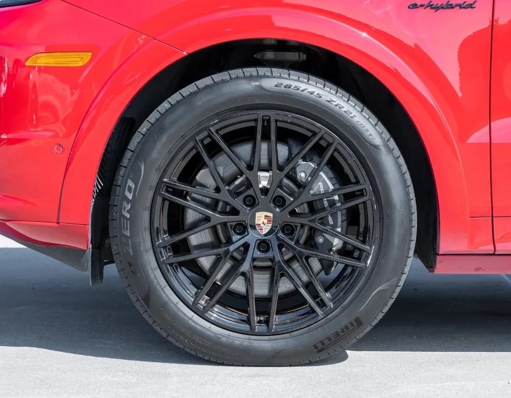 Porsche Cayenne ОФИЦИАЛНО ПРЕДСТАВИТЕЛСТВО | ПОРШЕ , снимка 6 - Автомобили и джипове - 56097295