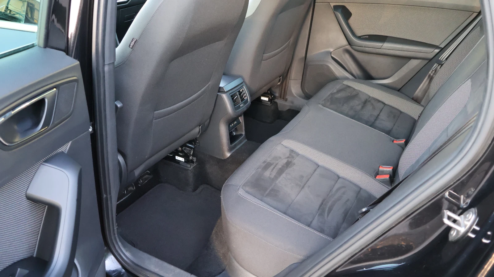 Seat Ateca 2. 0TDi 190 �. �. XCellence 4drive Keyless  | Mobile.bg � ����������� 10