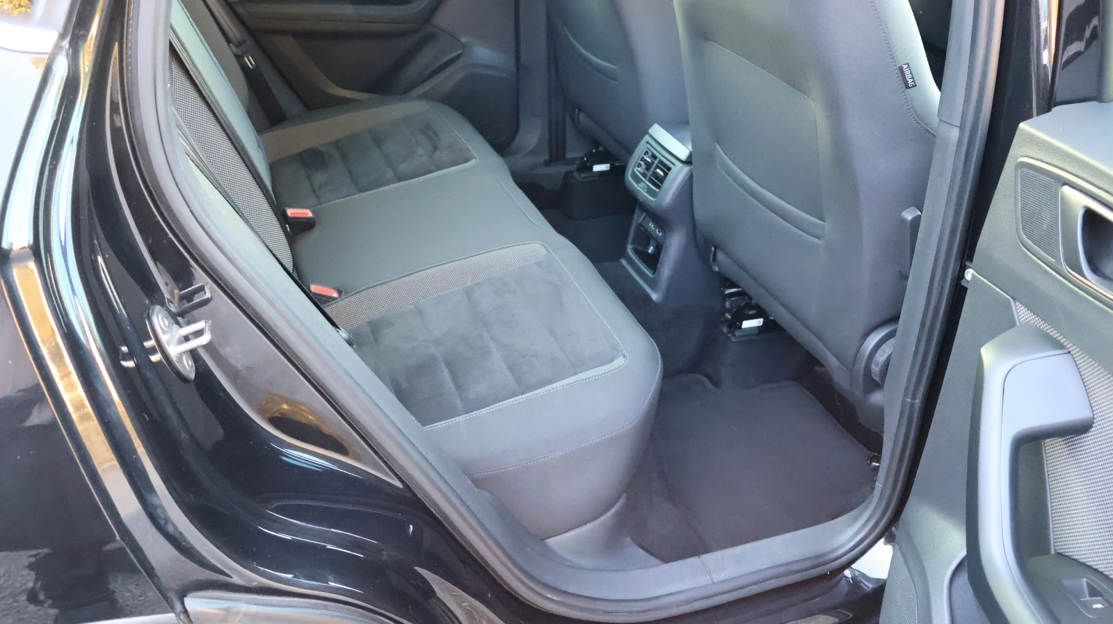 Seat Ateca 2. 0TDi 190 �. �. XCellence 4drive Keyless  | Mobile.bg � ����������� 11