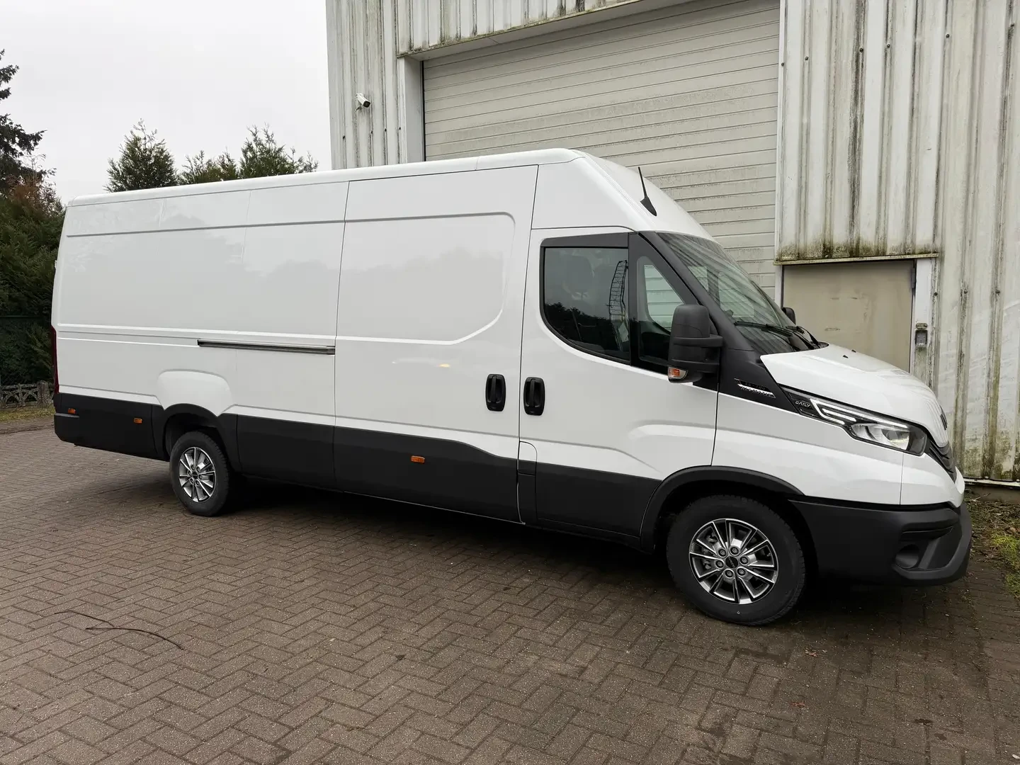 Iveco Daily 35S18HA8 V L4H2  | Mobile.bg � ����������� 4