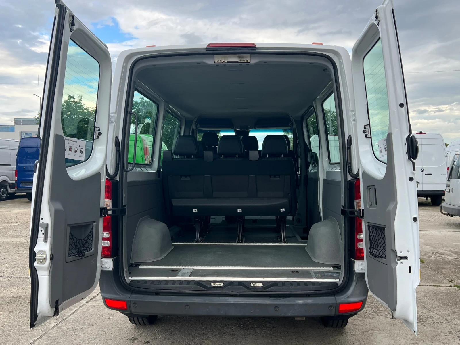 Mercedes-Benz Sprinter 313 9 МЕСТА , 2хКЛИМА , EURO 6, снимка 15 - Бусове и автобуси - 54654316