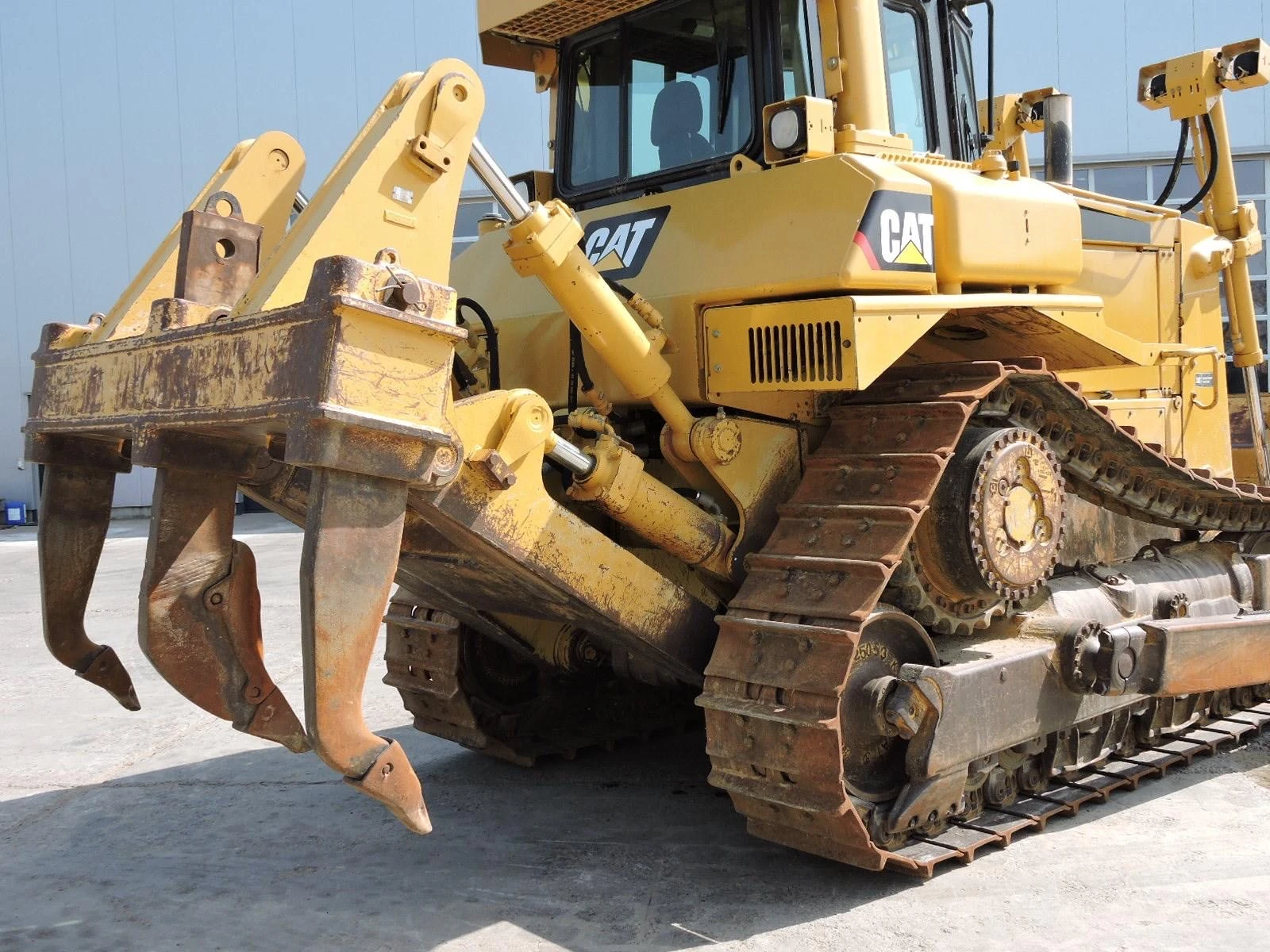 Булдозер Cat D7R , снимка 8 - Индустриална техника - 55539836