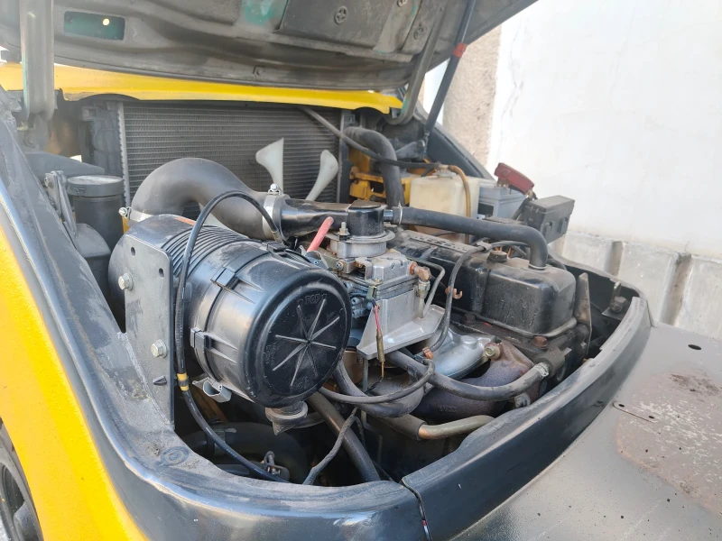 Мотокар Komatsu  Бензин , снимка 4 - Индустриална техника - 52459448